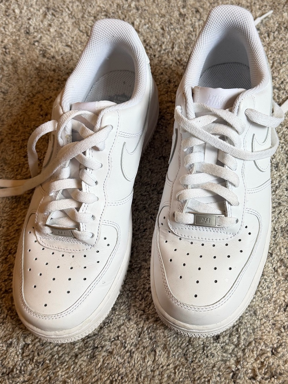 Nike White Women's Athletic Shoes - Classic AF1 Style